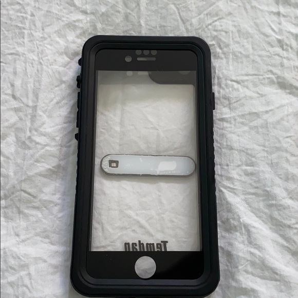 iPhone 8 water proof case - Picture 1 of 1